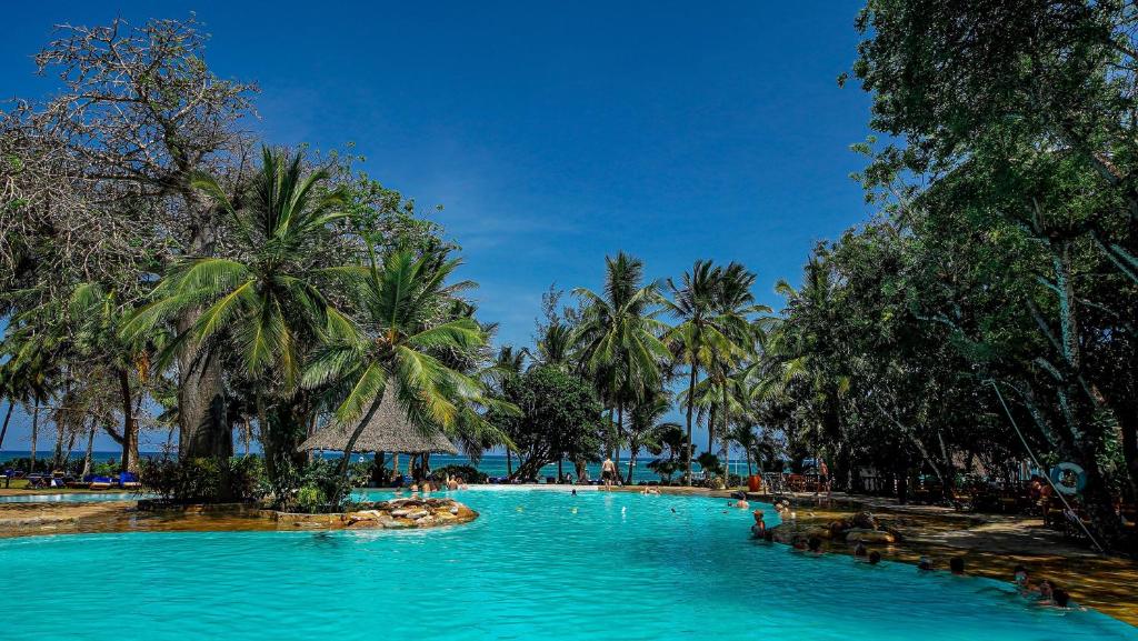Papillon Lagoon Reef Hotel